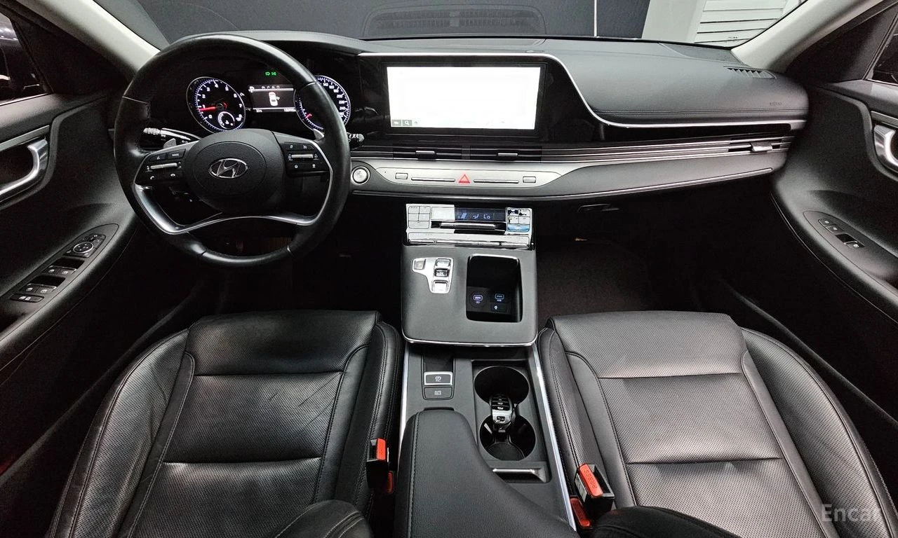 Hyundai Grandeur 3.0* ГАЗ* ДИСТРОНИК* ОБДУХВАНЕ* КАМЕРА* КРАЙНА ЦЕН, снимка 9 - Автомобили и джипове - 56211819