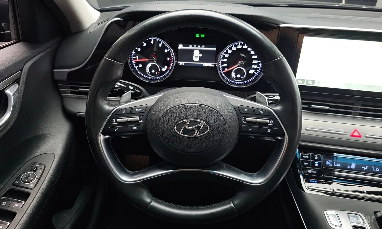 Hyundai Grandeur 3.0* ГАЗ* ДИСТРОНИК* ОБДУХВАНЕ* КАМЕРА* КРАЙНА ЦЕН, снимка 10 - Автомобили и джипове - 56211819