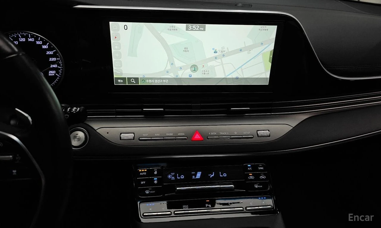Hyundai Grandeur 3.0* ГАЗ* ДИСТРОНИК* ОБДУХВАНЕ* КАМЕРА* КРАЙНА ЦЕН, снимка 12 - Автомобили и джипове - 56211819