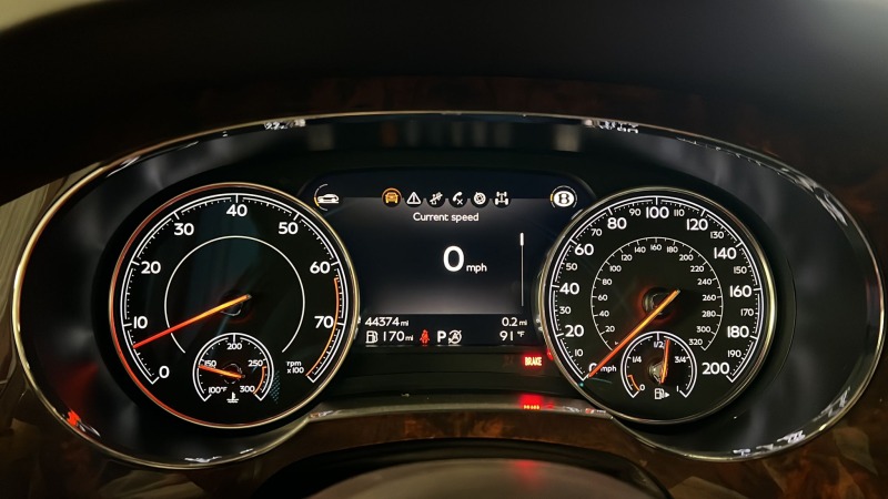 Bentley Bentayga 6.0 W12 Twin-Turbocharged Signature AWD, снимка 10 - Автомобили и джипове - 45174746