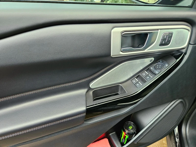 Ford Explorer PLATINUM Plug-in Hybrid 4х4, снимка 2 - Автомобили и джипове - 52331085