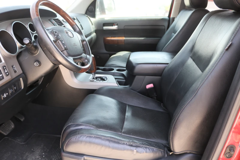 Toyota Tundra 5.7 V8 4x4, снимка 8 - Автомобили и джипове - 51570559