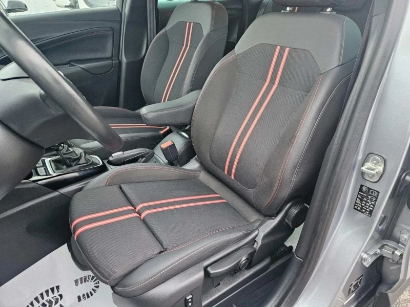 Opel Crossland X 1.2 T, снимка 9 - Автомобили и джипове - 52263307