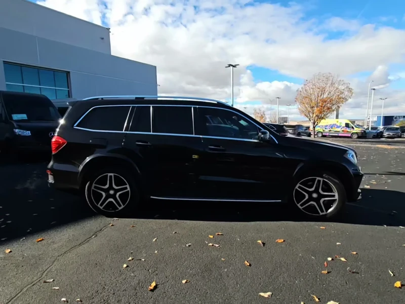 Mercedes-Benz GL Designo Black Nappa, снимка 3 - Автомобили и джипове - 52486171