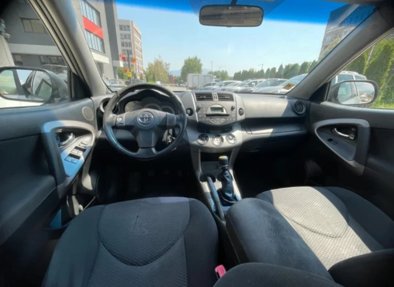 Toyota Rav4 D4D, 2, 2, 150 к.с., 4Х4, снимка 4 - Автомобили и джипове - 52804455