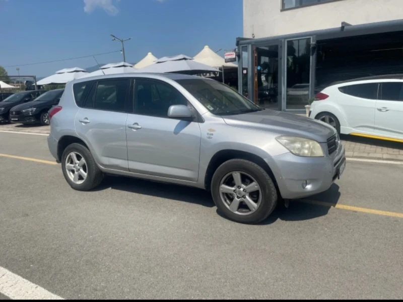 Toyota Rav4 D4D, 2, 2, 150 к.с., 4Х4, снимка 6 - Автомобили и джипове - 52804455