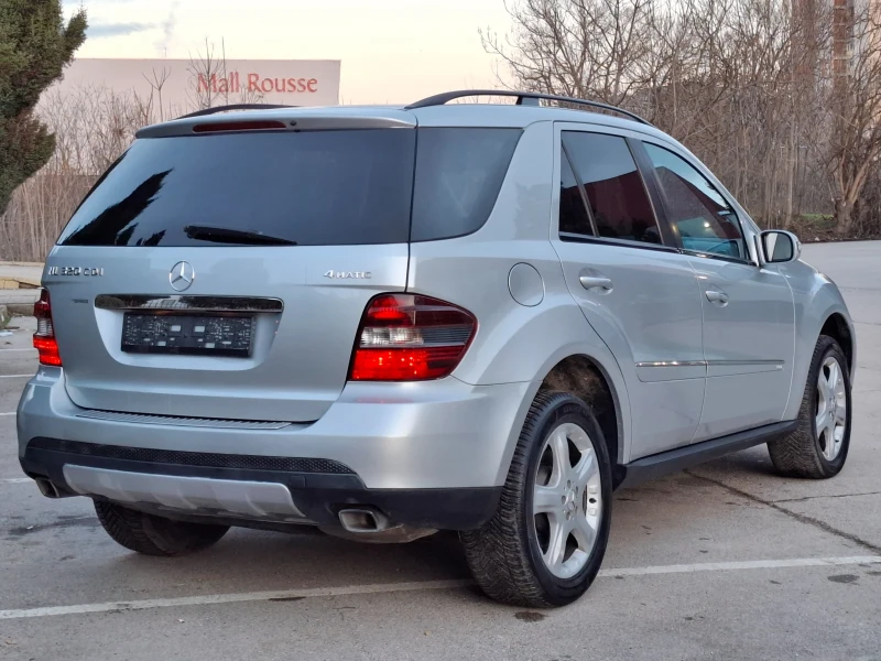 Mercedes-Benz ML 320 3.0CDI 224hp * ИТАЛИЯ * КЛИМАТРОНИК * ANDROID * , снимка 5 - Автомобили и джипове - 53501697