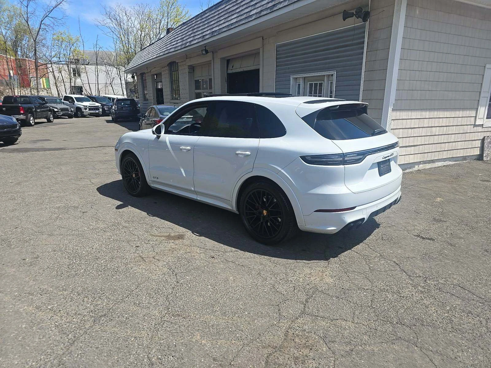 Porsche Cayenne GTS - изображение 2