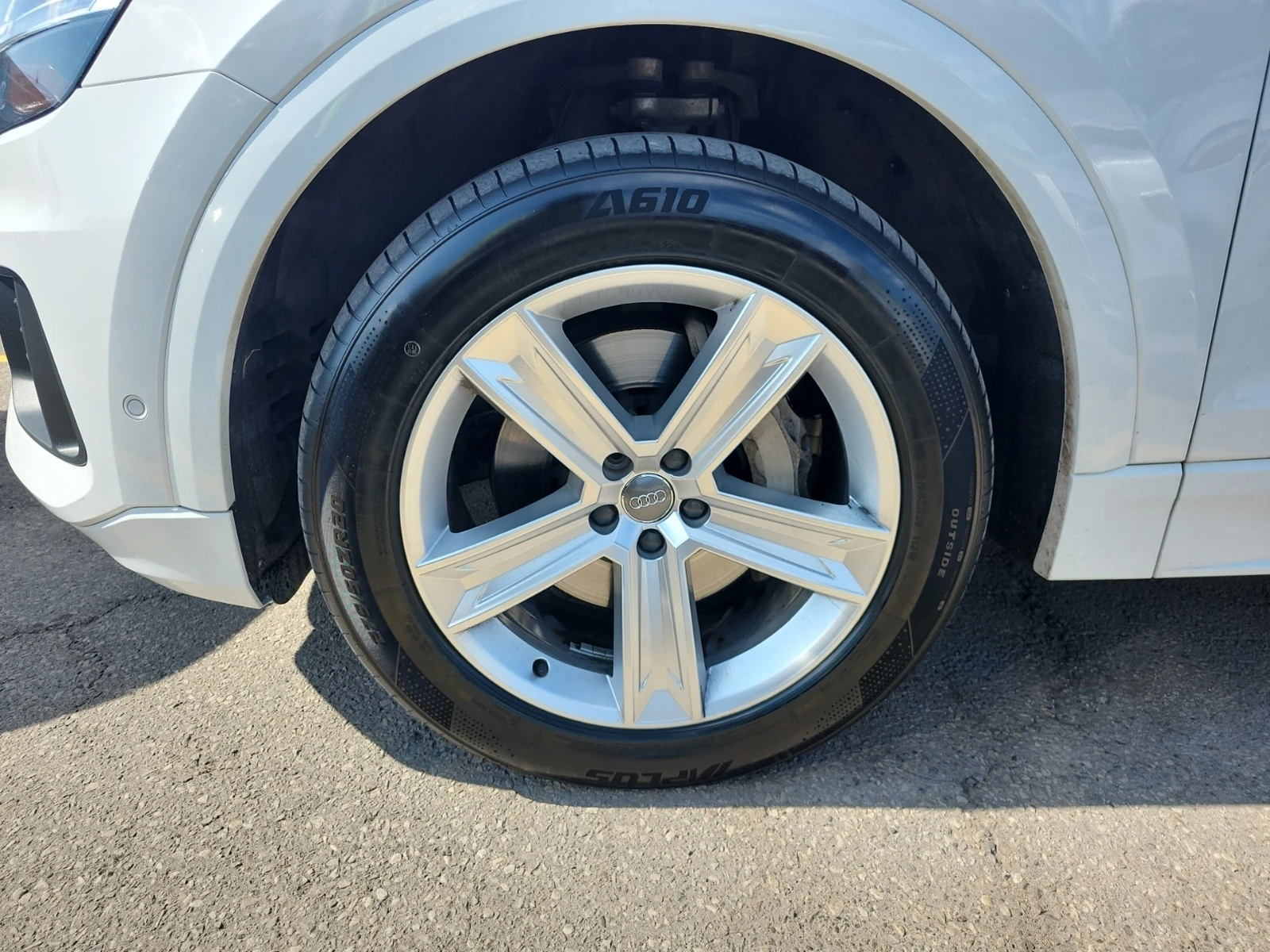 Audi Q7 PROGESSIV* CARFAX* БЕЗ ПЪРВОНАЧАЛНА*  - изображение 6