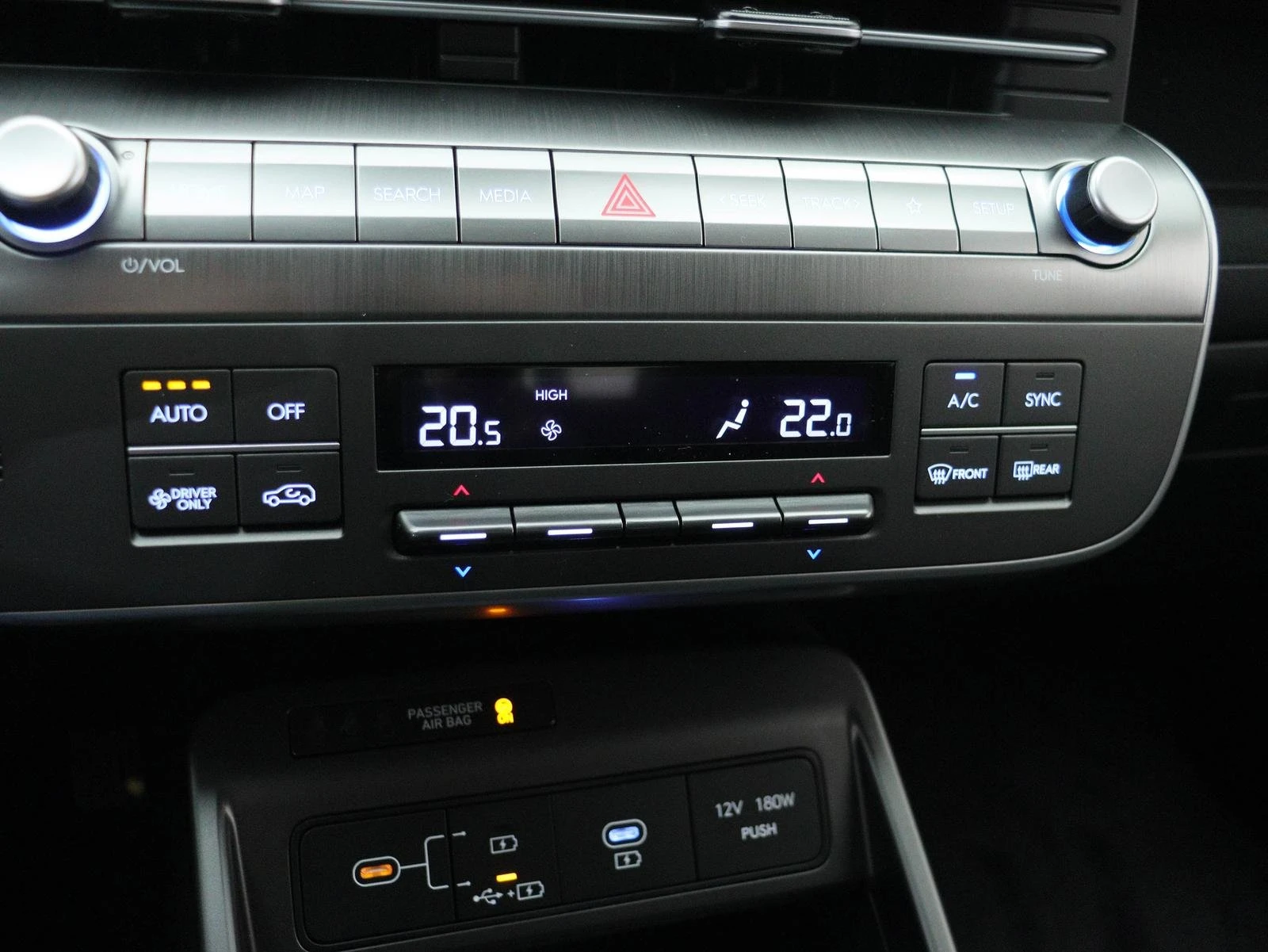 Hyundai Kona, снимка 10 - Автомобили и джипове - 53949814