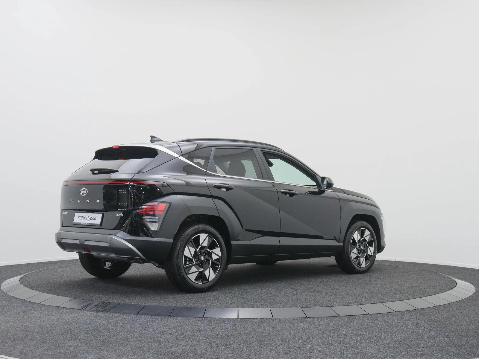 Hyundai Kona, снимка 2 - Автомобили и джипове - 53949814