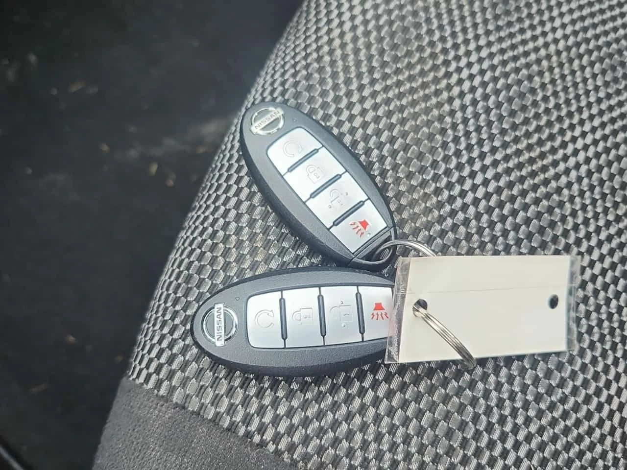 Nissan Qashqai SV| PANORAMA| 2 �����| 2 ����� ���� � ������|  | Mobile.bg � ����������� 16