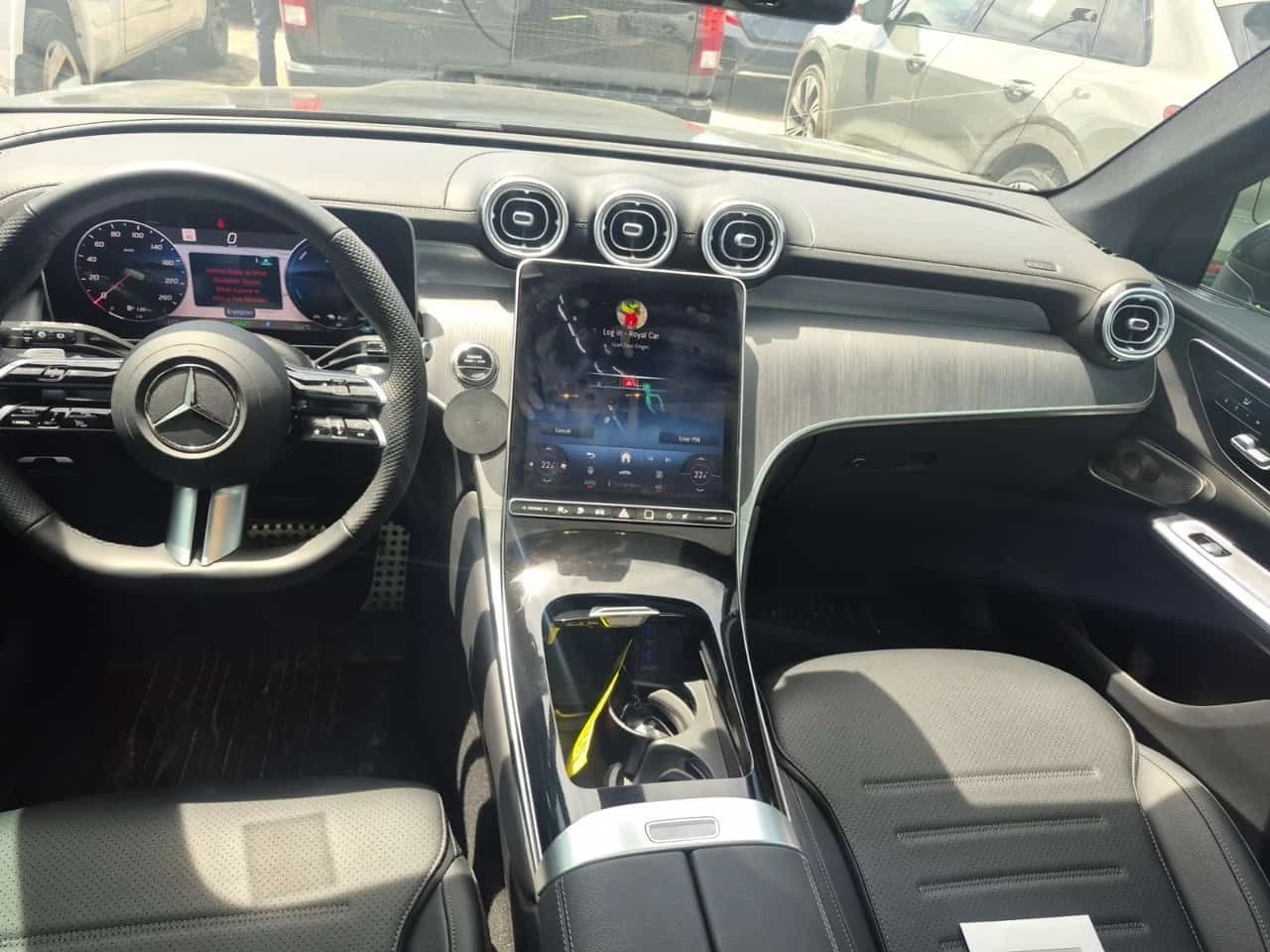 Mercedes-Benz GLC 350 350E/CARFAX/ПАНОРАМА/ПОДГРЕВ/ФИНАНСИРАНЕ, снимка 6 - Автомобили и джипове - 54864201