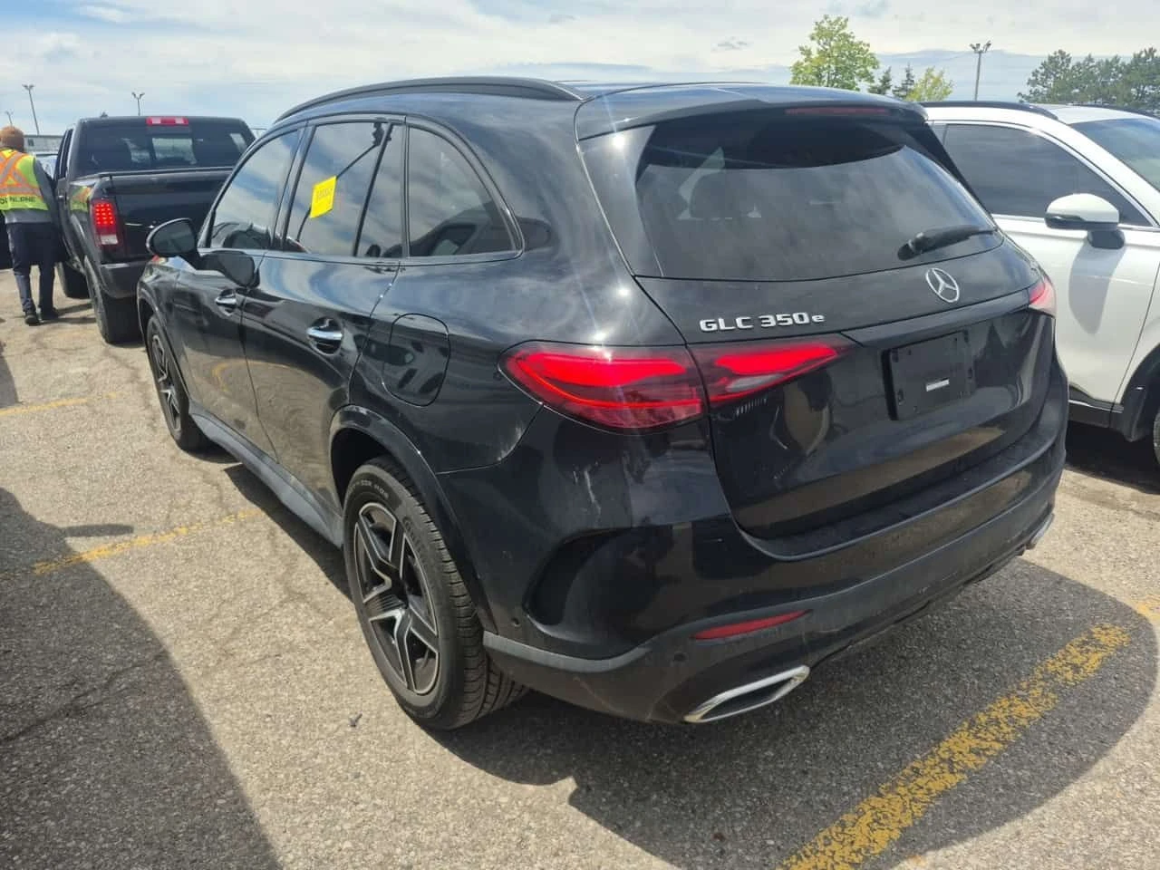 Mercedes-Benz GLC 350 350E/CARFAX/ПАНОРАМА/ПОДГРЕВ/ФИНАНСИРАНЕ, снимка 4 - Автомобили и джипове - 54864201