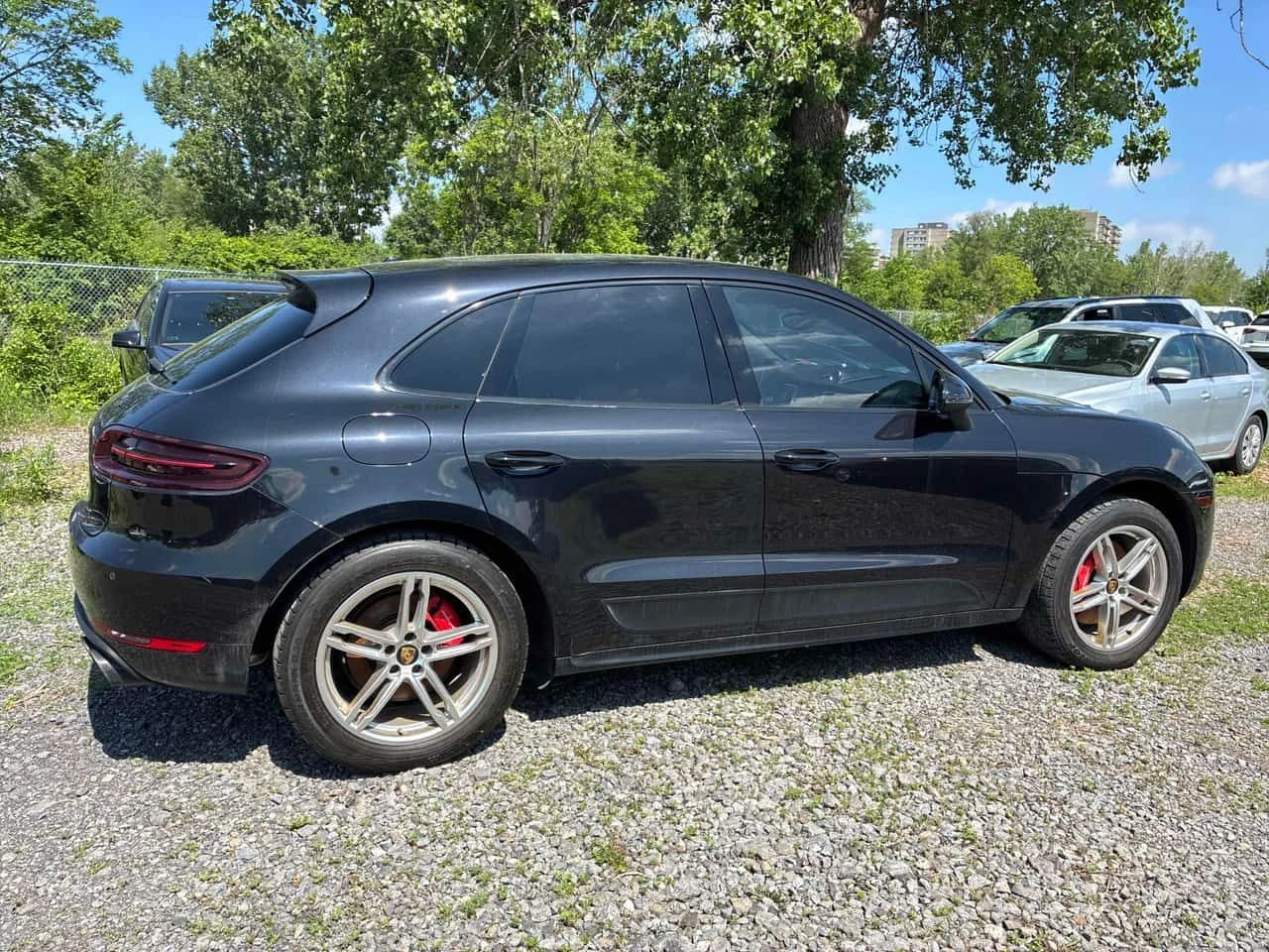 Porsche Macan  GTS * ГЛАВНО ПРЕДСТАВИТЕЛСТВО НА TOYOTA* , снимка 3 - Автомобили и джипове - 55007897