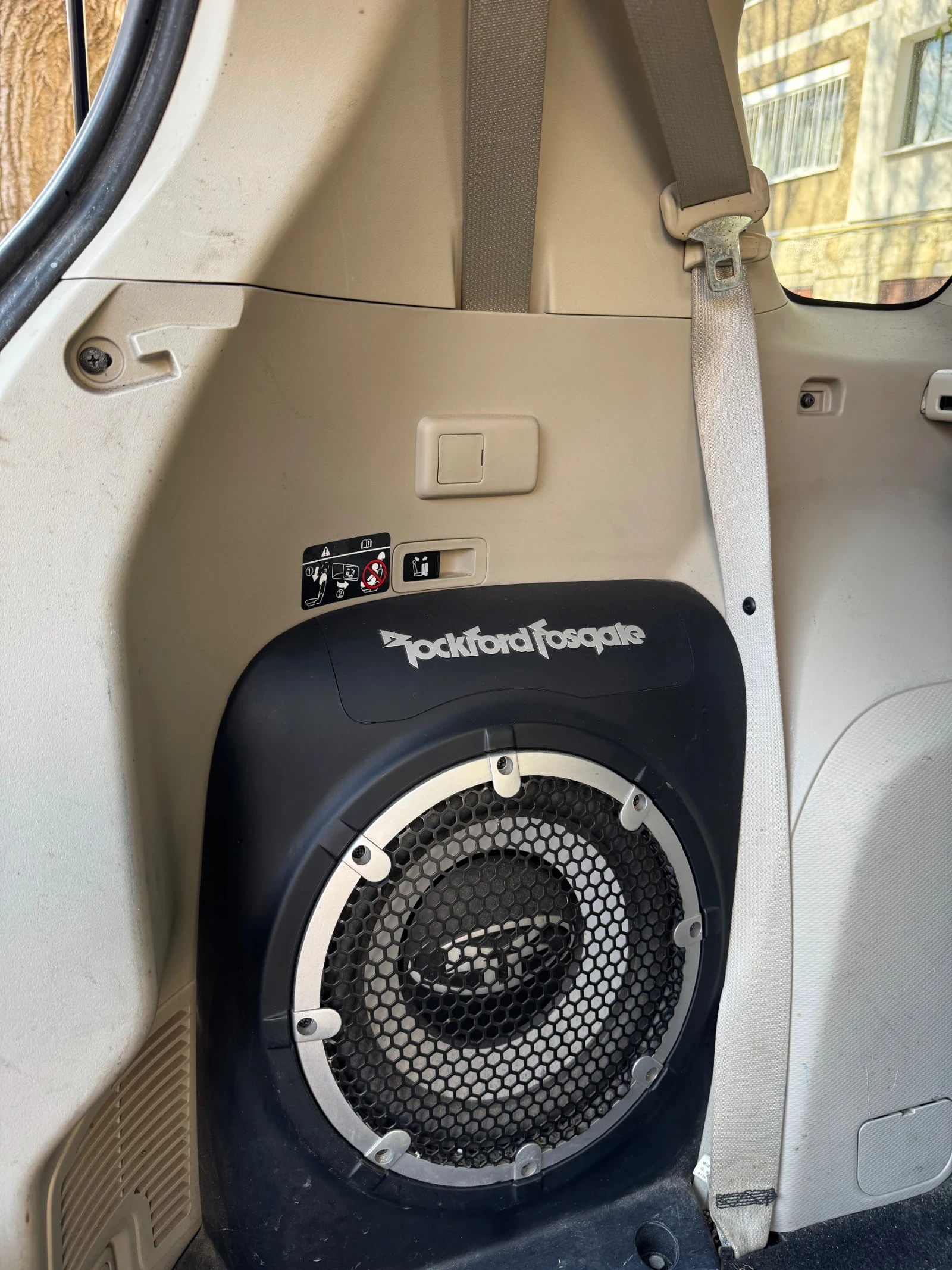 Mitsubishi Outlander 2.0 | Mobile.bg � ����������� 10