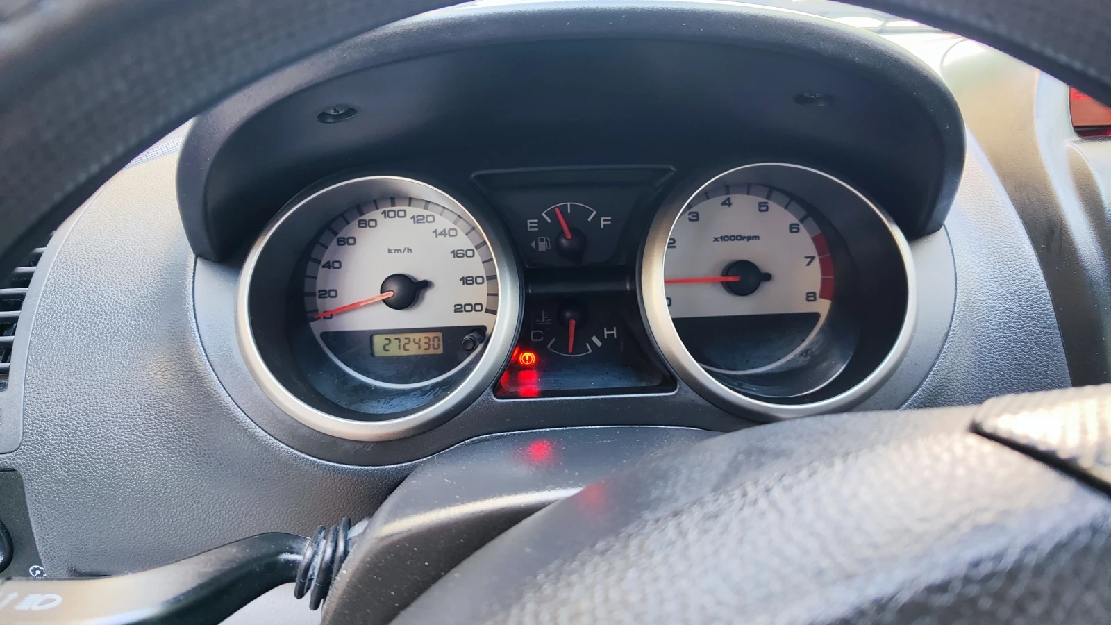 Suzuki Ignis, снимка 8 - Автомобили и джипове - 56313168