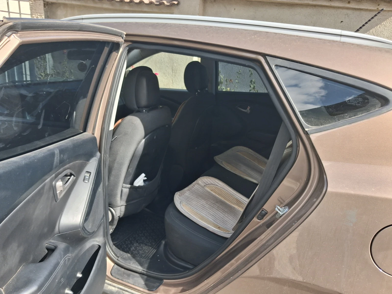 Hyundai IX35, снимка 6 - Автомобили и джипове - 56428770
