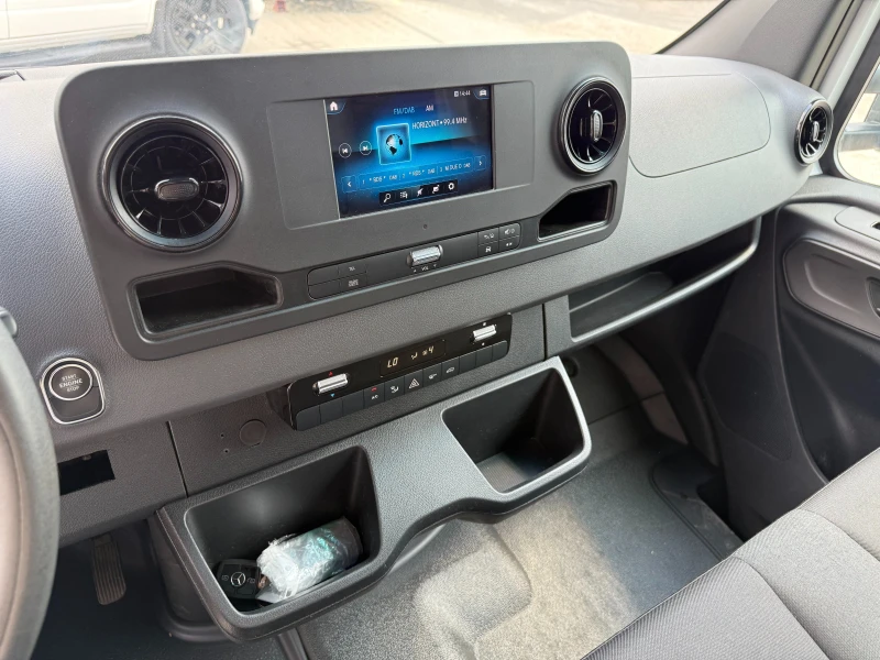 Mercedes-Benz Sprinter 519 419CDI до 3.5т. Клима Euro 6 2броя, снимка 12 - Бусове и автобуси - 50611898
