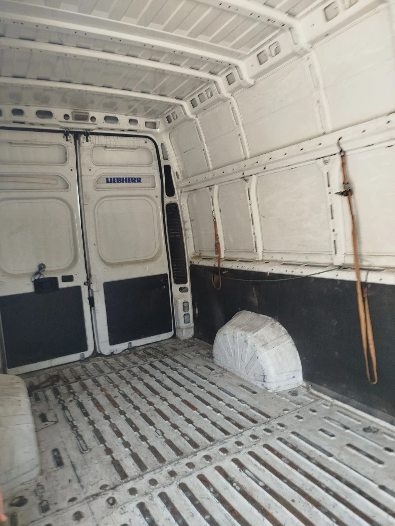 Peugeot Boxer, снимка 10 - Бусове и автобуси - 55735273