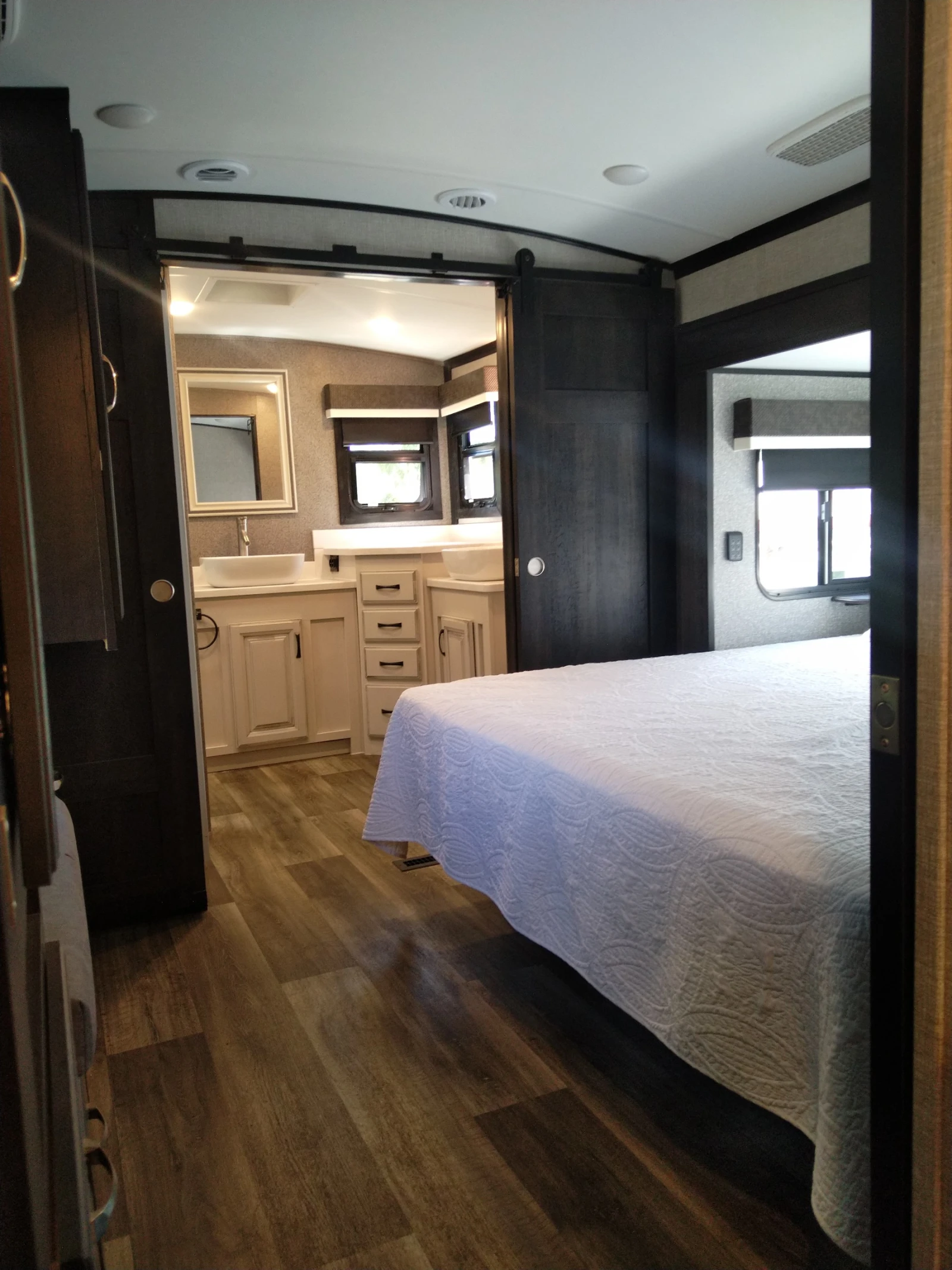  Jayco North Point  | Mobile.bg   11