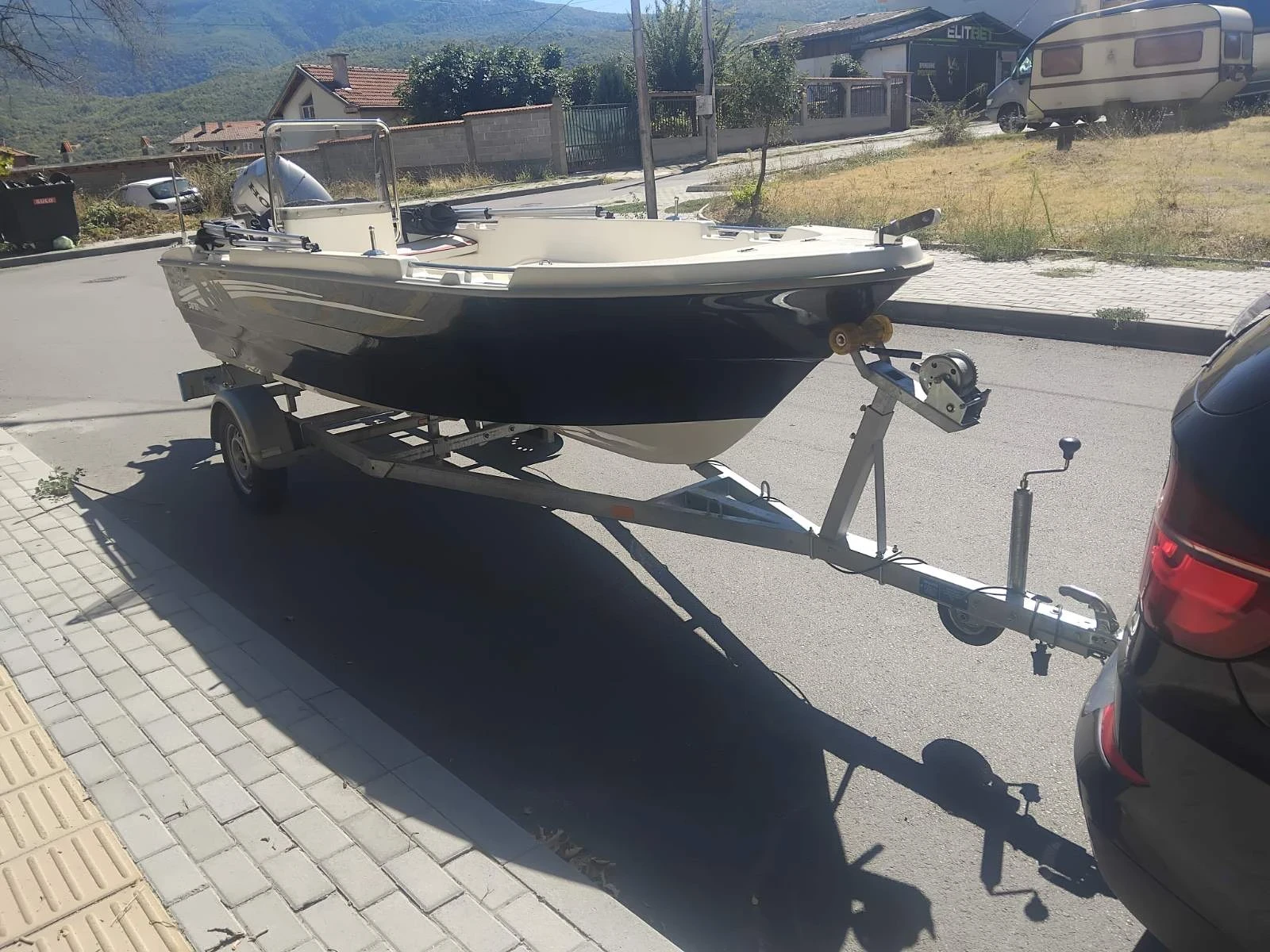 Лодка Safter Yacht 450, снимка 5 - Воден транспорт - 55967146
