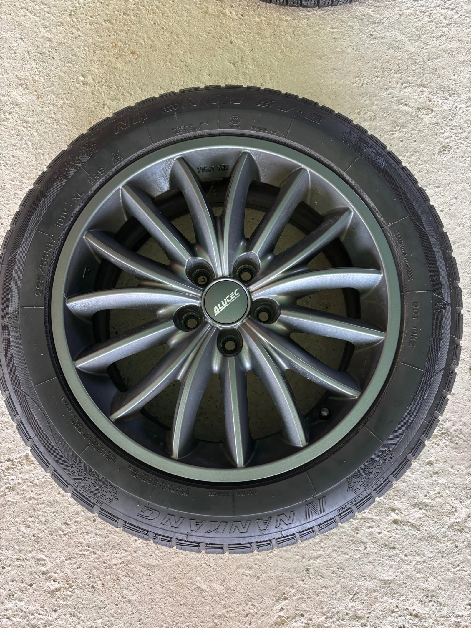 ���� � ������ 225/55R17 | Mobile.bg � ����������� 1