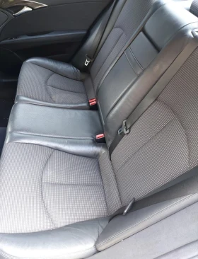 Mercedes-Benz E 220, снимка 11
