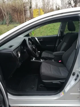 Toyota Auris 1.4 D4D, снимка 8