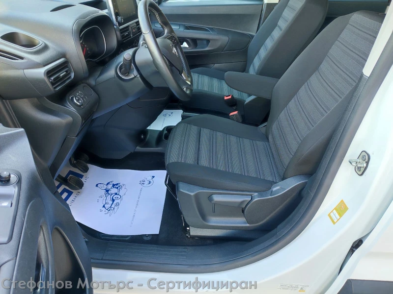 Opel Combo Life XL Edition 1.2 Бензин (110HP) MT6, снимка 12 - Автомобили и джипове - 44843372