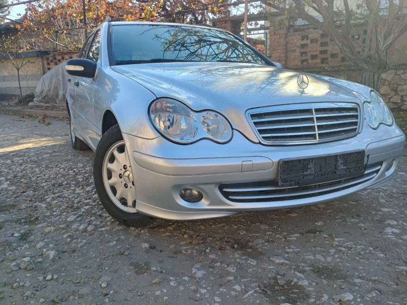 Mercedes-Benz C 180, снимка 2 - Автомобили и джипове - 48140454