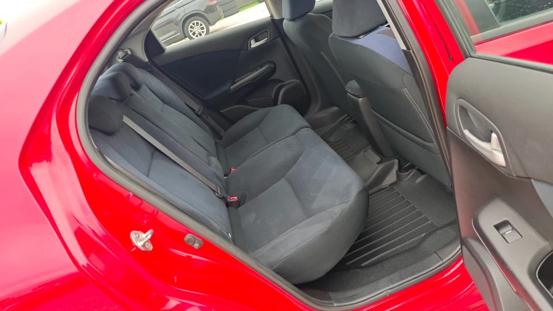 Honda Civic NAV/DVD/KAM/ШАМПИОН 05-2010г/ДВИГАТЕЛ НА ГОДИНАТА, снимка 15 - Автомобили и джипове - 48277670