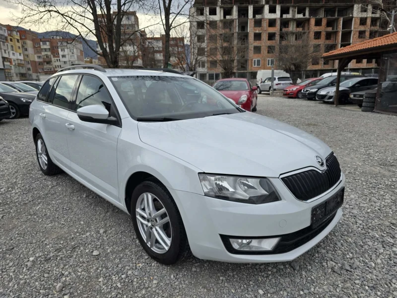 Skoda Octavia 1.6TDI, снимка 3 - Автомобили и джипове - 49457693