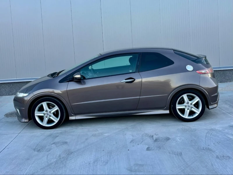 Honda Civic 1.8 i-vtec/140к.с./БЕНЗИН-ГАЗ/TYPE S, снимка 3 - Автомобили и джипове - 49818388