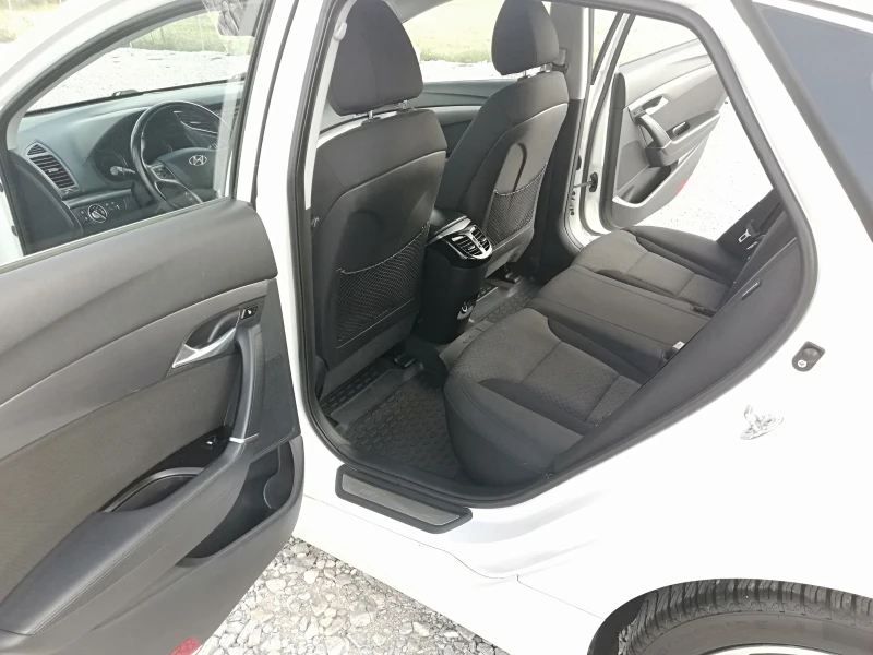Hyundai I40 1.7CRDI KLIMA AVTOMATIK, снимка 11 - Автомобили и джипове - 51327557
