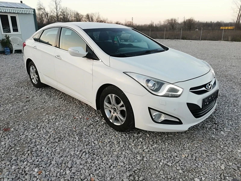 Hyundai I40 1.7CRDI KLIMA AVTOMATIK, снимка 8 - Автомобили и джипове - 51327557