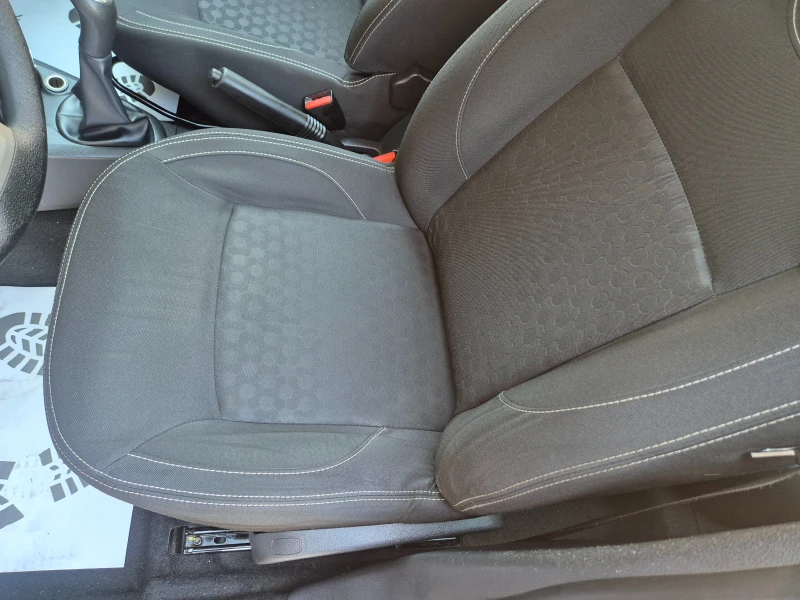 Dacia Logan 1.5TDCI , NAVI, , снимка 10 - Автомобили и джипове - 51339221