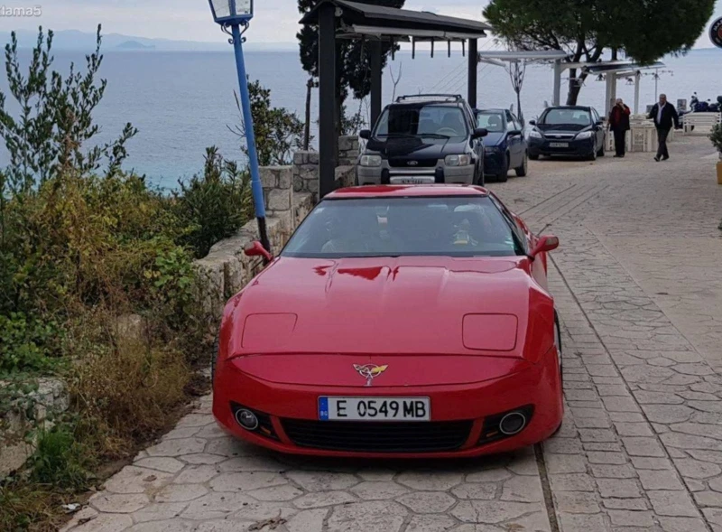 Chevrolet Corvette, снимка 2 - Автомобили и джипове - 52797716