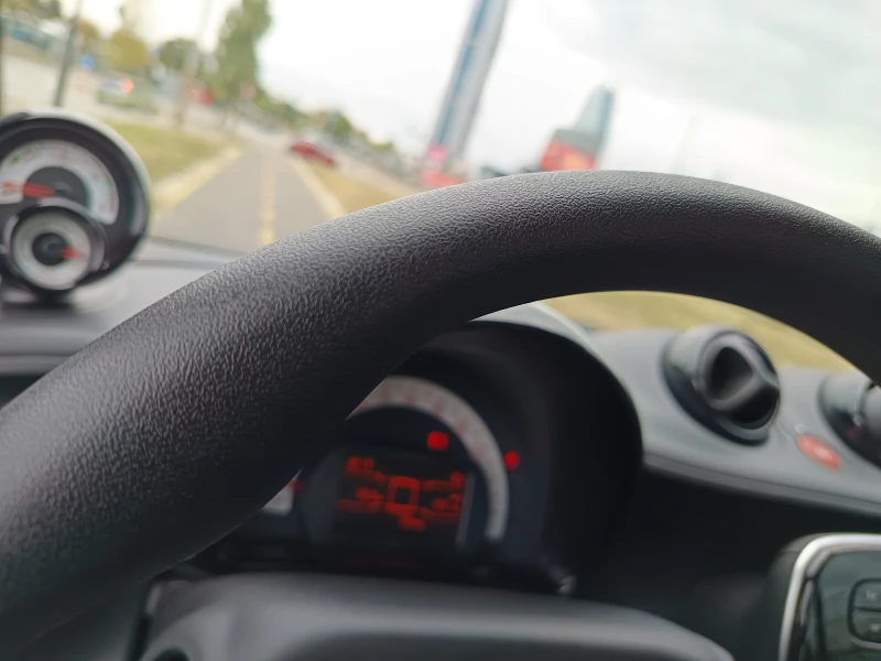 Smart Fortwo Електрически , снимка 17 - Автомобили и джипове - 52051962