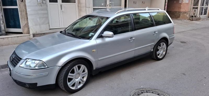 VW Passat 1.9 TDI, снимка 4 - Автомобили и джипове - 52580736