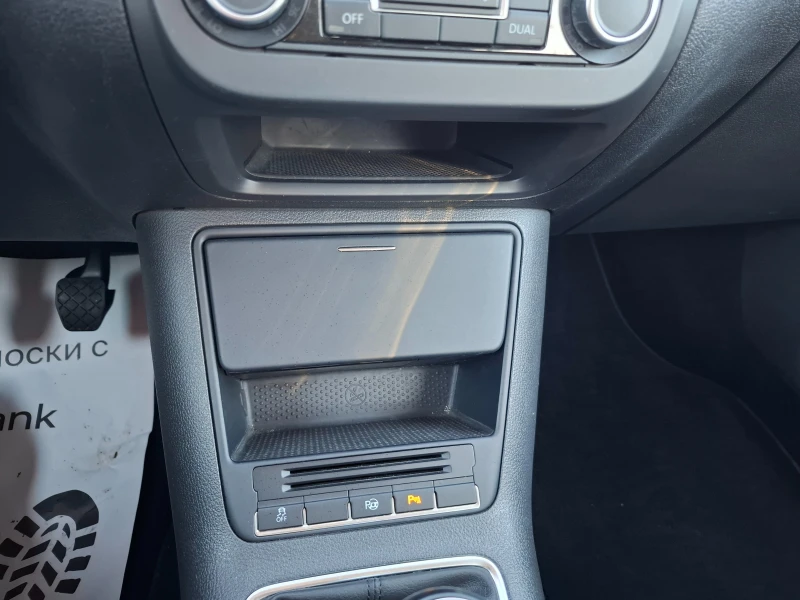 VW Golf Plus 1.6 TDI, снимка 8 - Автомобили и джипове - 52709692