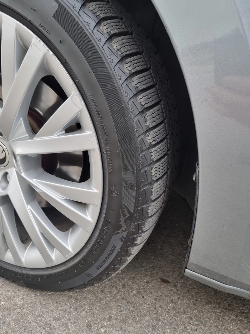 Skoda Superb 1.6 TDI, снимка 13 - Автомобили и джипове - 53223279