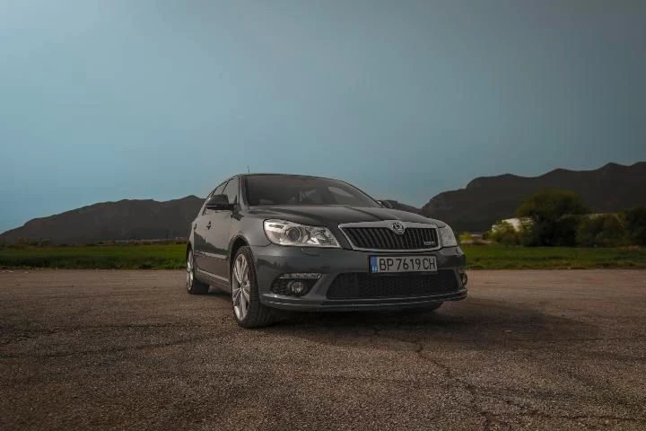 Skoda Octavia 2.0T VRS 200HP, снимка 2 - Автомобили и джипове - 47587825