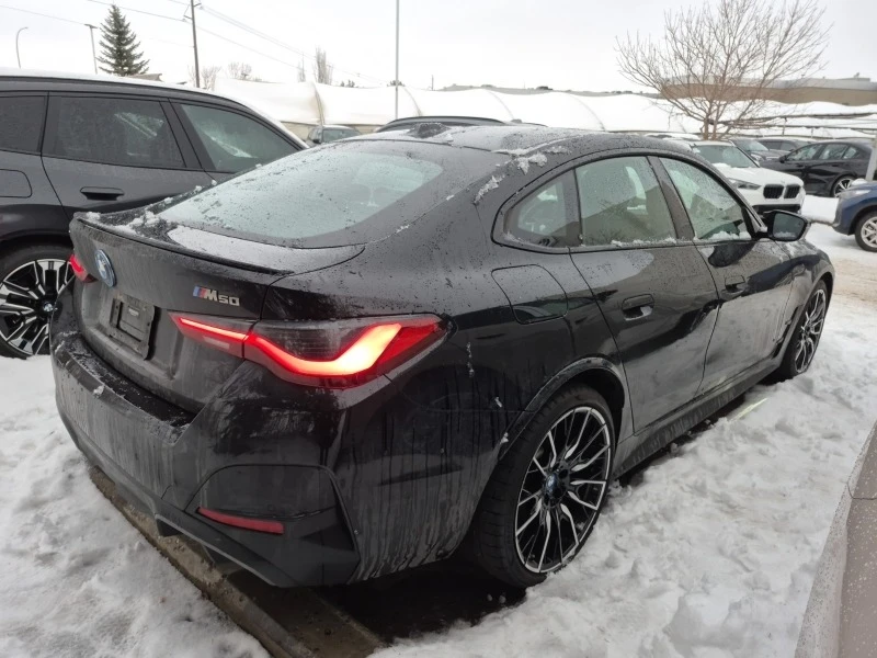 BMW i4 M50 * * CARFAX * * АВТО КРЕДИТ * * , снимка 3 - Автомобили и джипове - 52795485