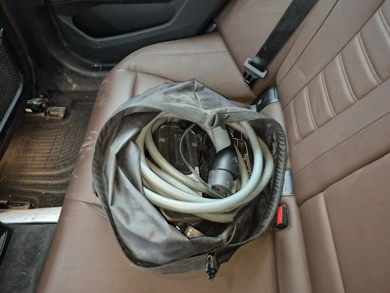 BMW i4 M50 * * CARFAX * * АВТО КРЕДИТ * * , снимка 13 - Автомобили и джипове - 52795485