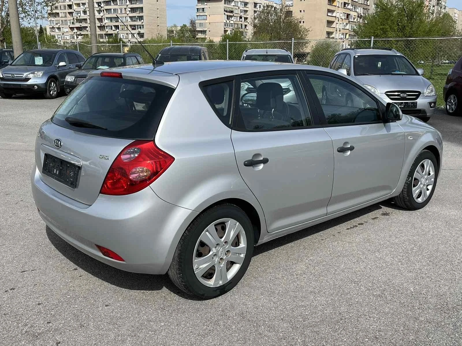 Kia Ceed 1.6 CRDi 90кс - изображение 5