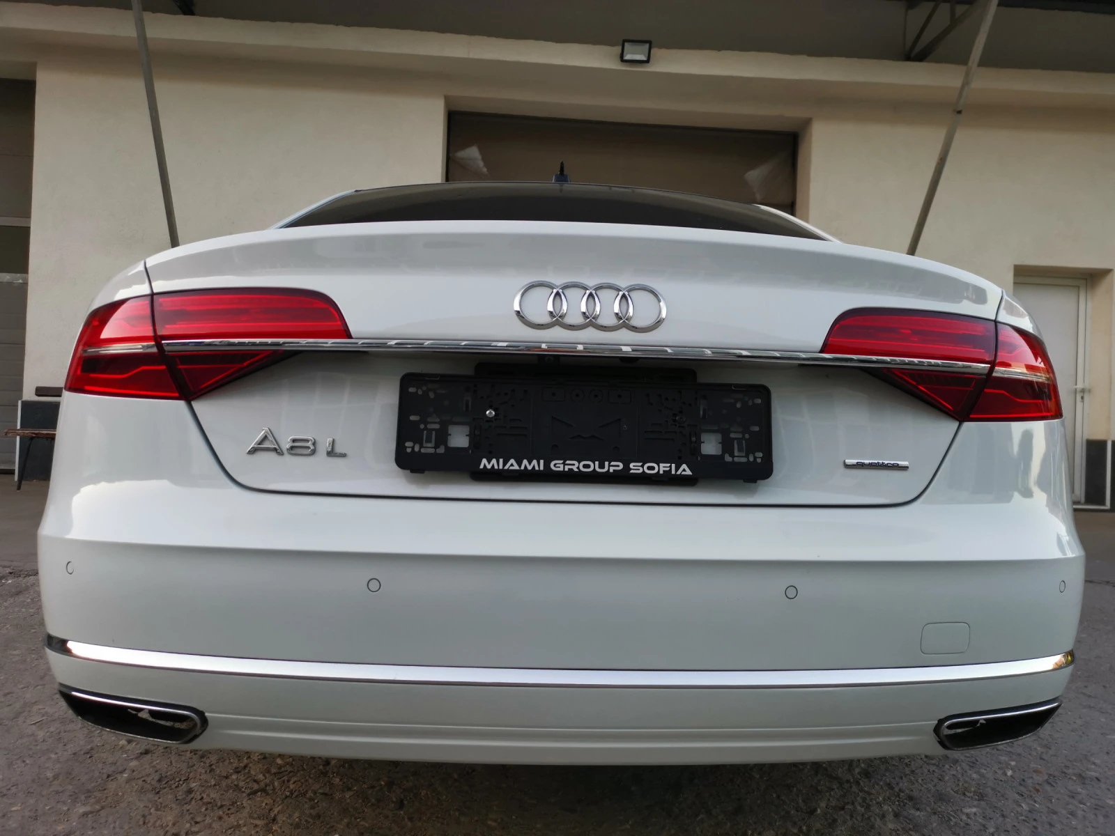 Audi A8 3.0 TFSI LONG  - изображение 2