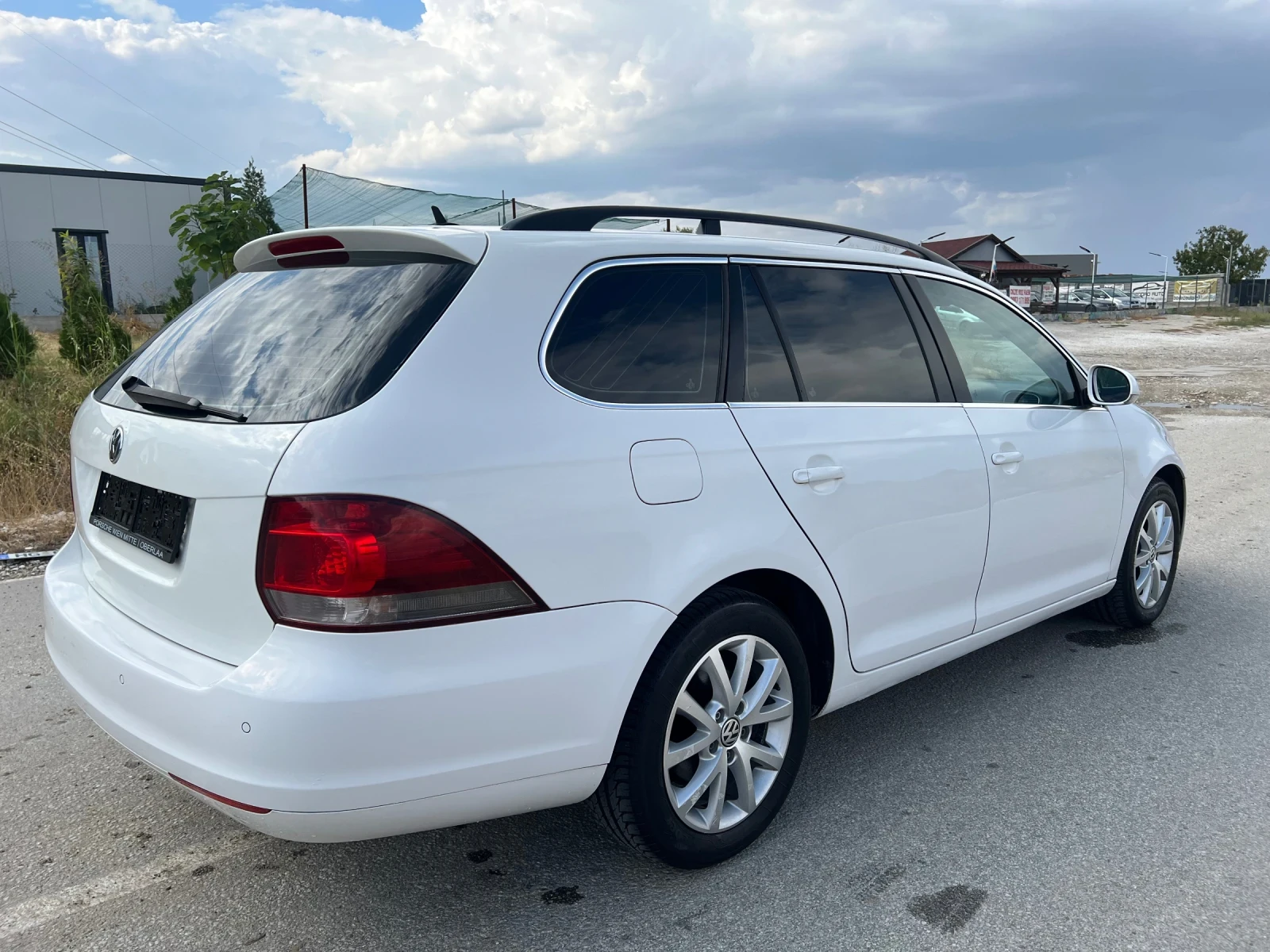 VW Golf 1.6 TDI 105 k.с. АВТОМАТИК - изображение 5