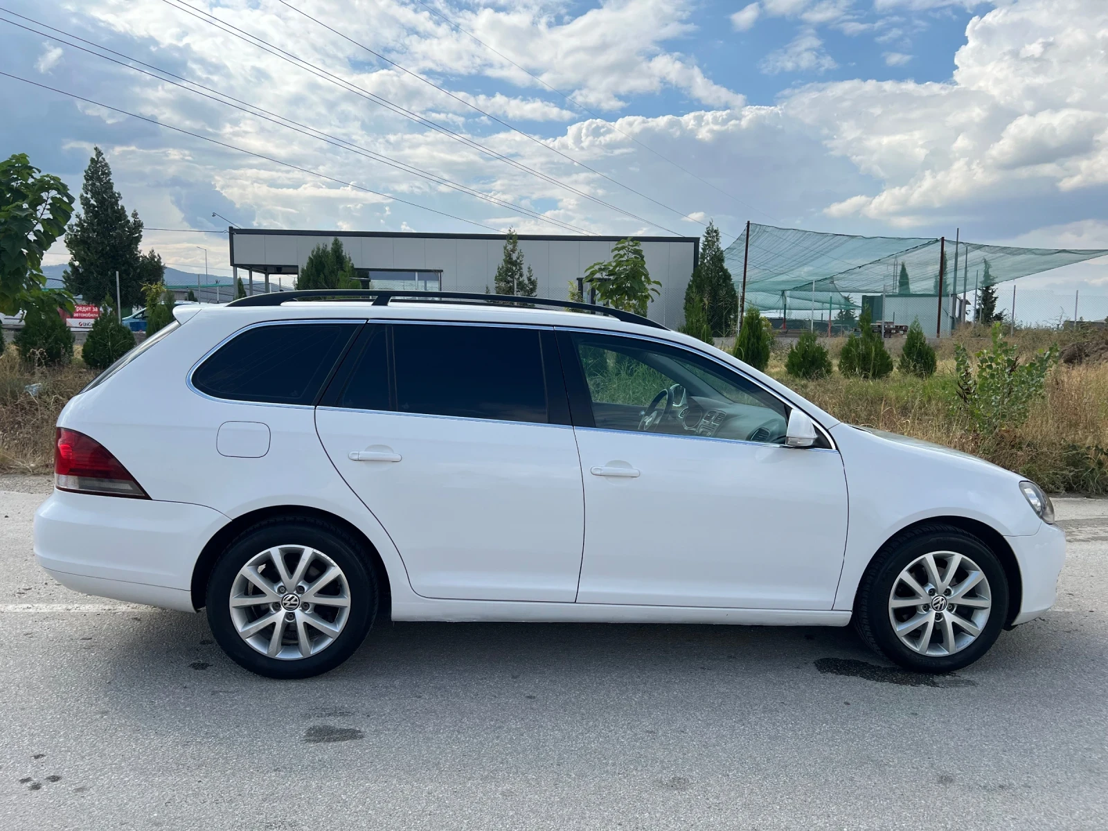 VW Golf 1.6 TDI 105 k.с. АВТОМАТИК - изображение 4