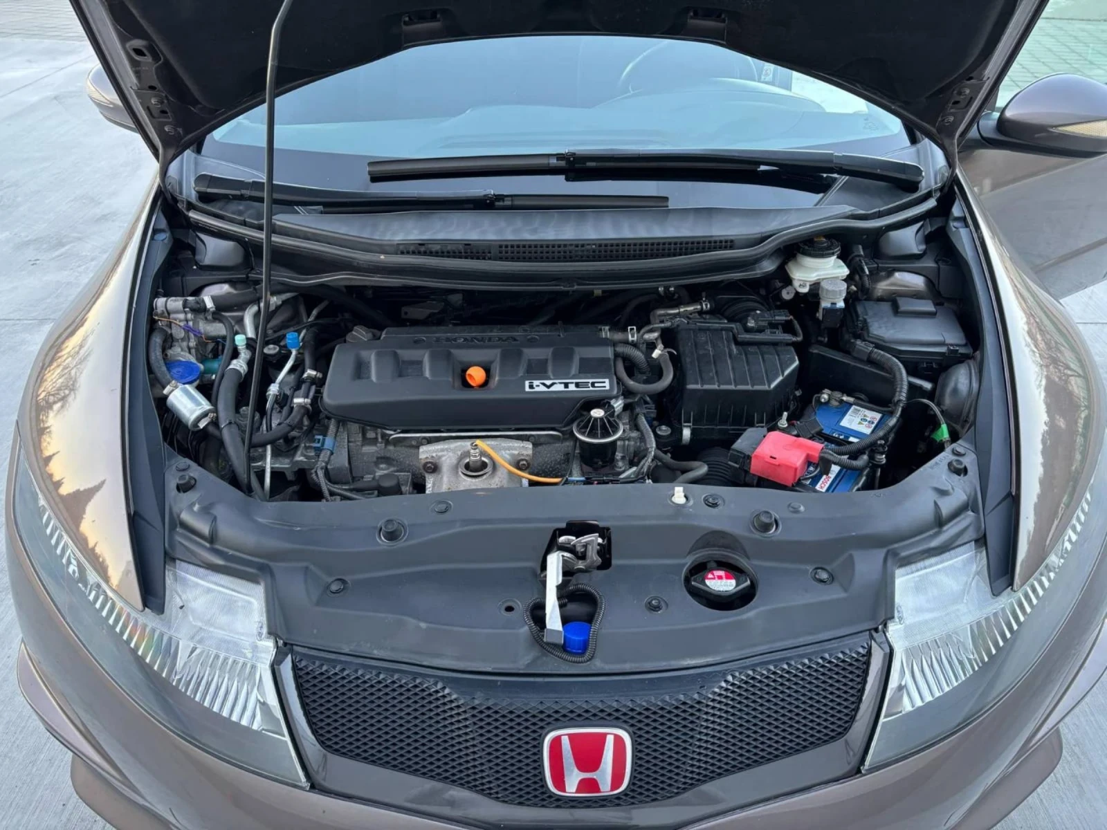 Honda Civic 1.8 i-vtec/140к.с./БЕНЗИН-ГАЗ/TYPE S | Mobile.bg — изображение 15